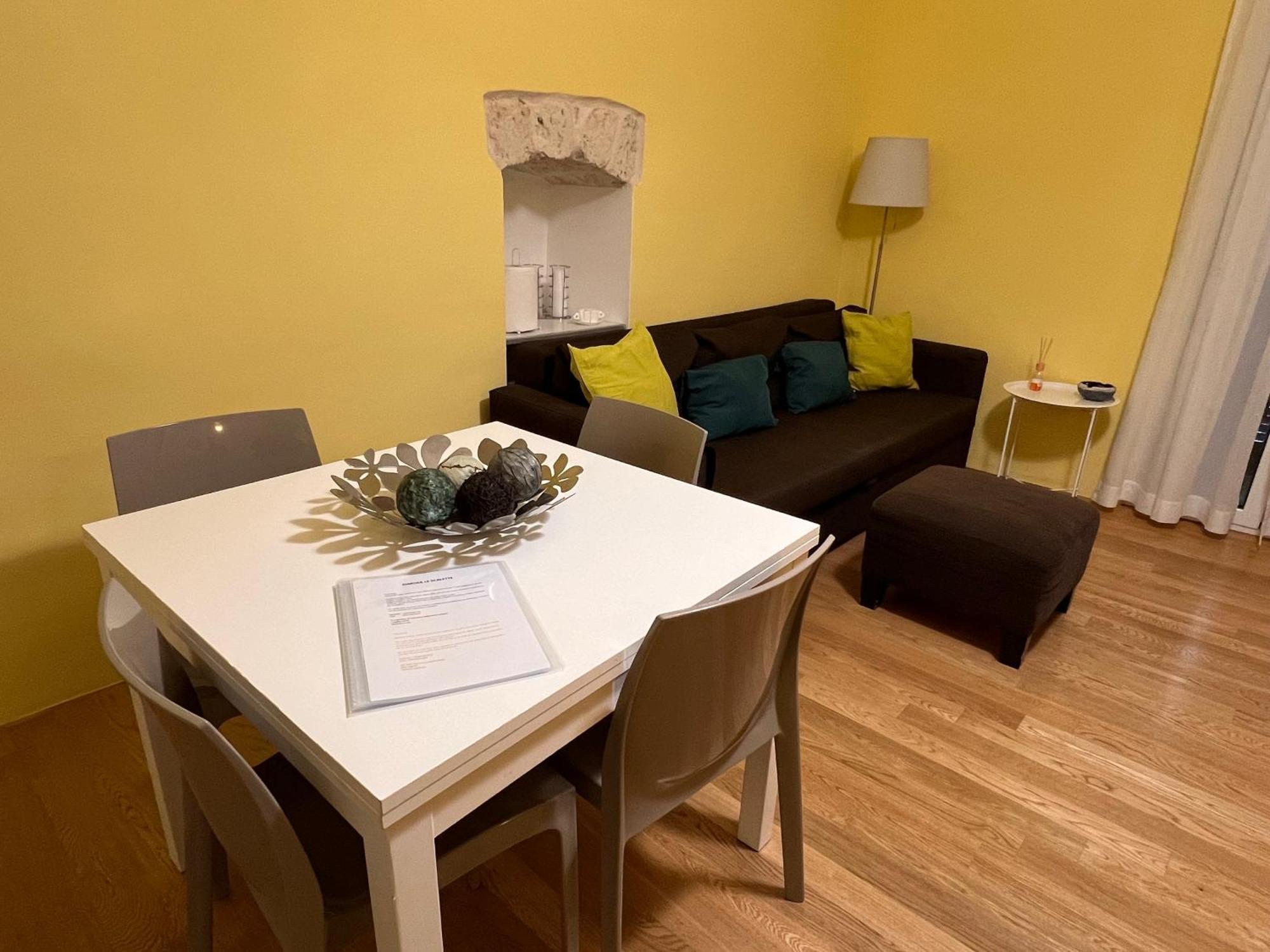 Dimora Le Scalette Apartment Bari Ngoại thất bức ảnh